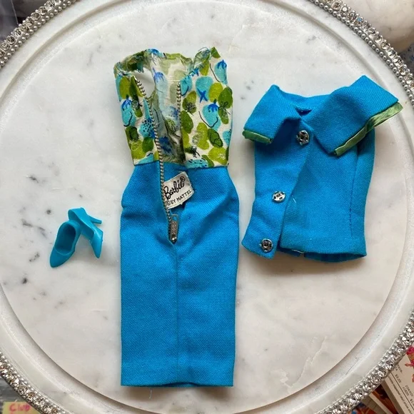 Vintage Barbie Club Meeting Outfit #1672 - Picture 3 of 6